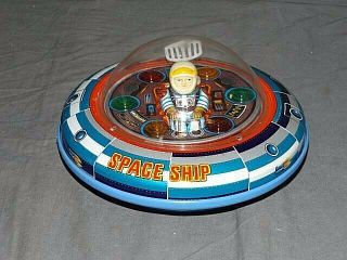Vintage Tin & Plastic Space Ship X - 5 Flying Saucer 1960 