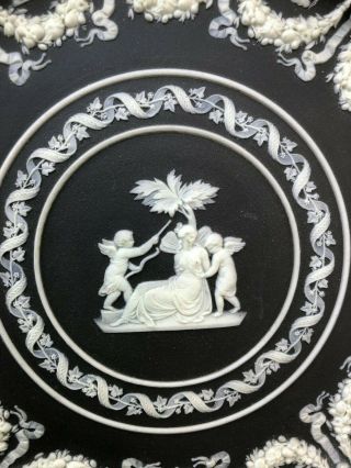 19thC WEDGWOOD BLACK JASPERWARE PLATE WITH INTRICATE DECORATION c1880s 6