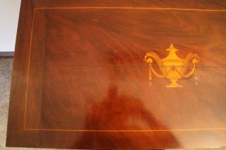 1ntique George III Mahogany And Vase Inlaid Rectangular fold over Card Table 7