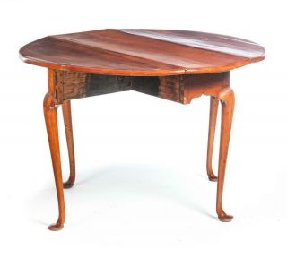 18th Century c1740 - 60 Queen Anne Maple Rhode Island? Drop Leaf Dining Table 4