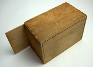 VINTAGE SCHOOL CHALK IN WOOD BOX 5