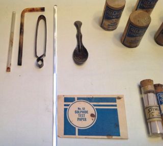 Vintage 1900 ' s GILBERT CHEMISTRY OUTFIT Box w/ chemicals,  vials,  etc 6