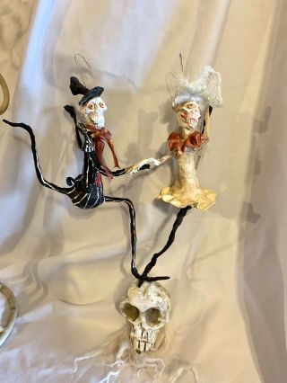 Primitive HANDSCULPTED PRIMITIVE HALLOWEEN CREEPYSKELLY BRIDE & GROOM 11” 8