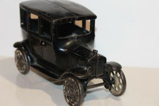 VINTAGE 1920 ' s ARCADE CAST IRON MODEL T FORD SEDAN 12