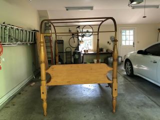 Sheraton High Post Bed With Tester