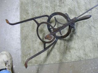 Circa 1700 ' s Hearth Bird Roaster Large,  BEST COLONIAL IRON EXAMPLE 10