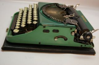 Remington Portable Antique Typewriter w Case,  Pop Up Type 1928 6