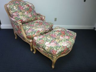 Ethan Allen Floral French Bergere Chairs And Ottomans Made In Italy