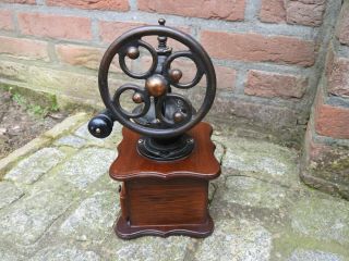coffee mill coffee grinder with Wheel ca 1960 - 1975 Holland Netherlands 2