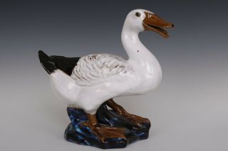 Fine Chinese Porcelain Duck Statue 2