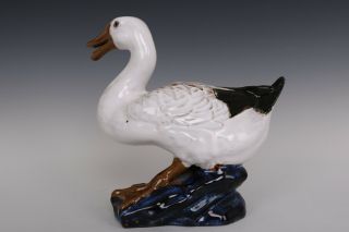 Fine Chinese Porcelain Duck Statue 7