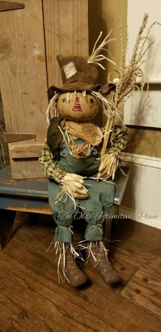 Primitive Scarecrow Doll With Crow,  Mouse And Corn Stalk - Fall/autumn Decore
