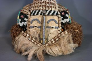 LG Vintage AFRICAN MASK Old PUKA Shell WITCH DOCTOR Wood CARVED Tribal STATUE 3