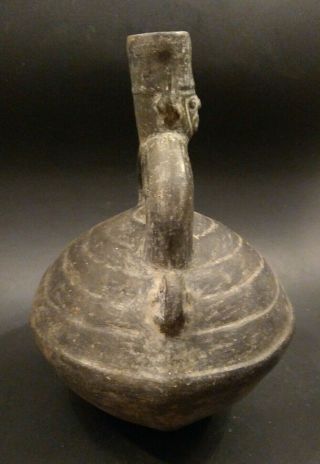 LARGE Pre Columbian Chimu Blackware Stirrup Vessel - PERU - Circa 1000 to 1300 2