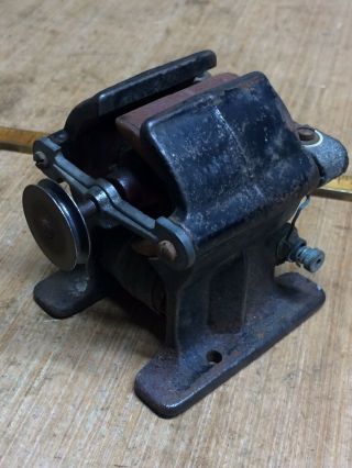 Rare Vintage Miniature Electric Motor With Cast - Iron Base 6