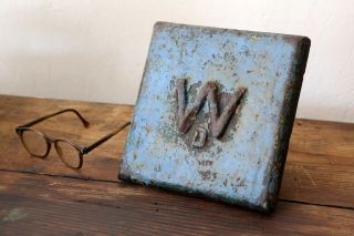 VTG Cast Iron Well Drain Cover Steampunk Industrial Design Blue Letter W Old 2