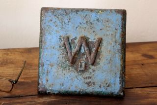 VTG Cast Iron Well Drain Cover Steampunk Industrial Design Blue Letter W Old 3