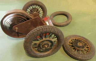 Cij Clockwork Alfa Romeo Race Car 4 Tires 3 Wheels Motor Bing