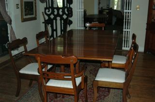 Willett Wildwood Cherry Gate Legged Expanding Dining Table With Six Chairs