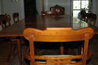 Willett Wildwood Cherry Gate legged expanding Dining Table with six chairs 6