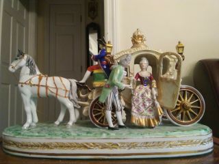 ANTIQUE DRESDEN FINE PORCELAIN HORSE DRAWN ROYAL CARRIAGE GRAND MANTLEPIECE. 4