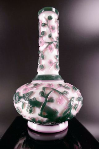 20th Century Chinese Peking Glass Vase Sculpture Work Of Art