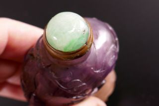 18th/19th Century Chinese Carved Amethyst Snuff Bottle w/ Jadeite Stopper 11