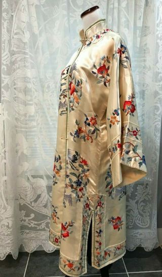 Vintage 1920s Handmade Silk Embroidered Kimono Robe - Exquisite Detail