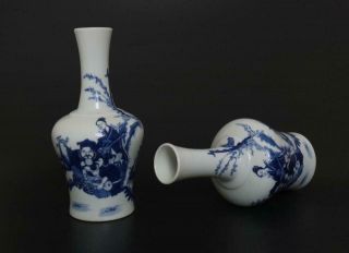 Pair Rare Antique Chinese Porcelain Blue and White Vase Kangxi Marked - figures 3