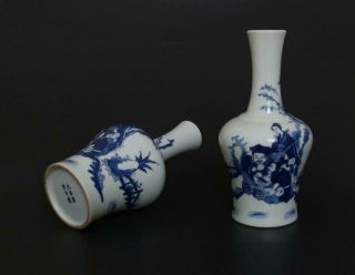 Pair Rare Antique Chinese Porcelain Blue and White Vase Kangxi Marked - figures 4