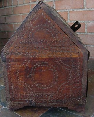 Hand Carved Wooden Antique Carpenters Tool Dowry Chest Rare Piece India? 11