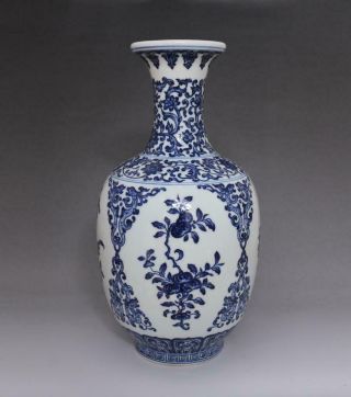 Antique Porcelain Chinese Blue And White Peach Vase Yongzheng Marked - 36cm