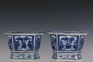 Fine Pair Chinese Blue and White Porcelain Landscape View Flower Pots 4
