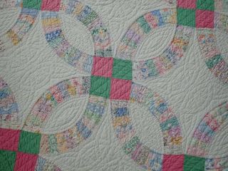Large Queen Size GORGEOUS Vintage c1930 Pink & Green Wedding Ring QUILT 7