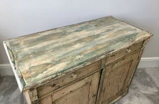 LOVELY ANTIQUE 19th CENTURY FRENCH DISTRESSED PAINTED PINE DRESSER 4