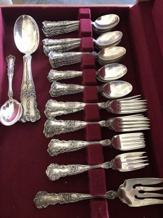 Gorham Sterling Silver “Buttercup” Pattern Flatware 85 PC Set W/ Wood Chest 3