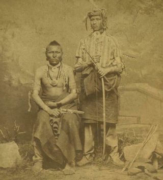Ca.  1880 Native American Indian S Pawnee W Pistol Bow & Arrow Bead Jewelry Ennis
