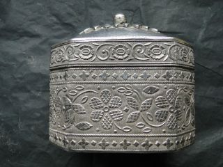 Box Sterling Silver Octagonal Chased & Engraved C.  1880 Middle East Antique