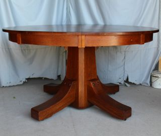 Antique Mission Arts & Crafts Round Oak Dining Table – Stickley Brothers - 54 