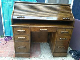 Antique Large Roll Top Desk,  Exquisite,  Family Heirloom.  $350.  00 3