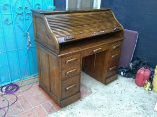 Antique Large Roll Top Desk,  Exquisite,  Family Heirloom.  $350.  00 6