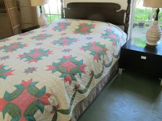 QUEEN Vintage Hand Sewn Densely Quilted All Cotton HANDS ALL AROUND Quilt,  Good 2