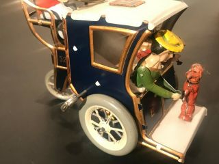 1910 ' s Lehmann Germany Tin Windup Toy Li - La Hansom Cab with Riders 3