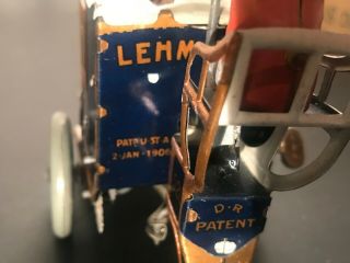 1910 ' s Lehmann Germany Tin Windup Toy Li - La Hansom Cab with Riders 9