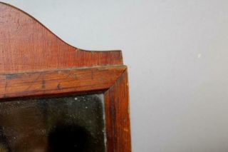 A GREAT AMERICAN COUNTRY QUEEN ANNE MIRROR WITH A TOMBSTONE CREST IN OLD SURFACE 5