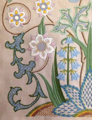 ART NOUVEAU HAND EMBROIDERED PICTURE PANEL JACOBEAN COTTAGE GARDEN FLOWERS 2