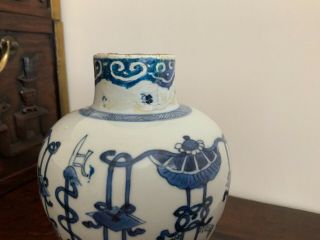 Fine kangxi period deep cobalt blue and white baluster vase. 8