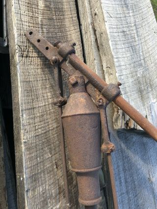 Vintage Cast Iron Antique Hand Water Well Pump Barn Wood Garden Windmill Farm 9