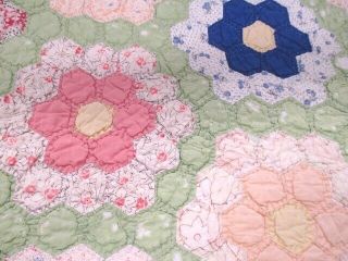 Hand - Sewn Antique Flower Garden Quilt.  Circa.  1900.  Perfect For You