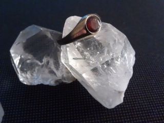 METAL DETECTOR FIND ANCIENT/ROMAN?? STIRRUP RING WITH RED STONE/GLASS ??GARNET?? 2